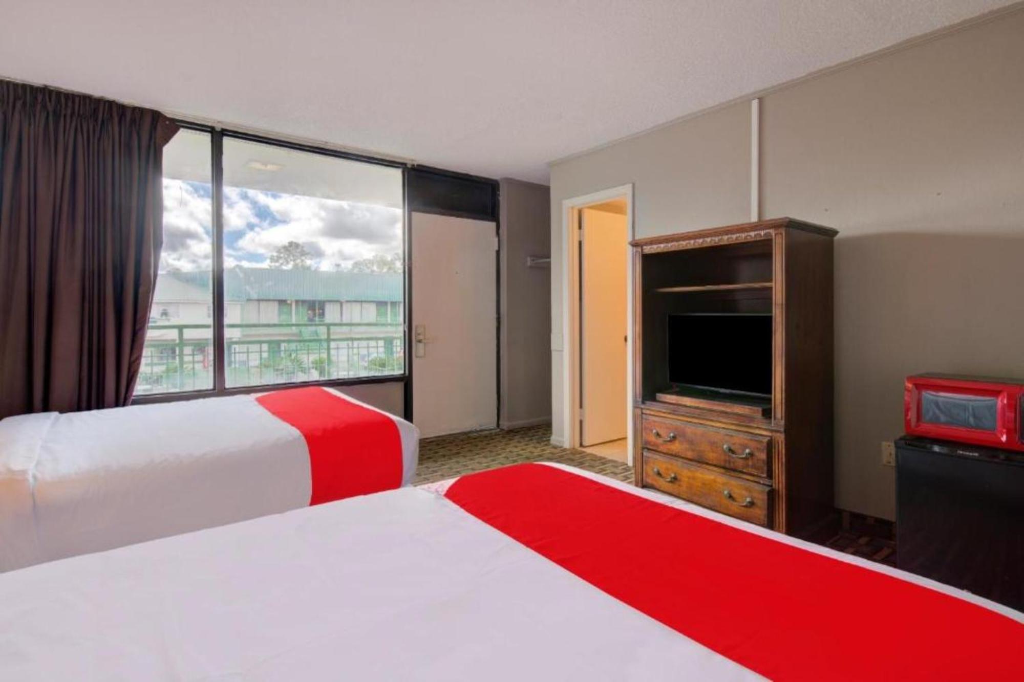 Oyo Hotel Douglas Ga Us-441 Extérieur photo