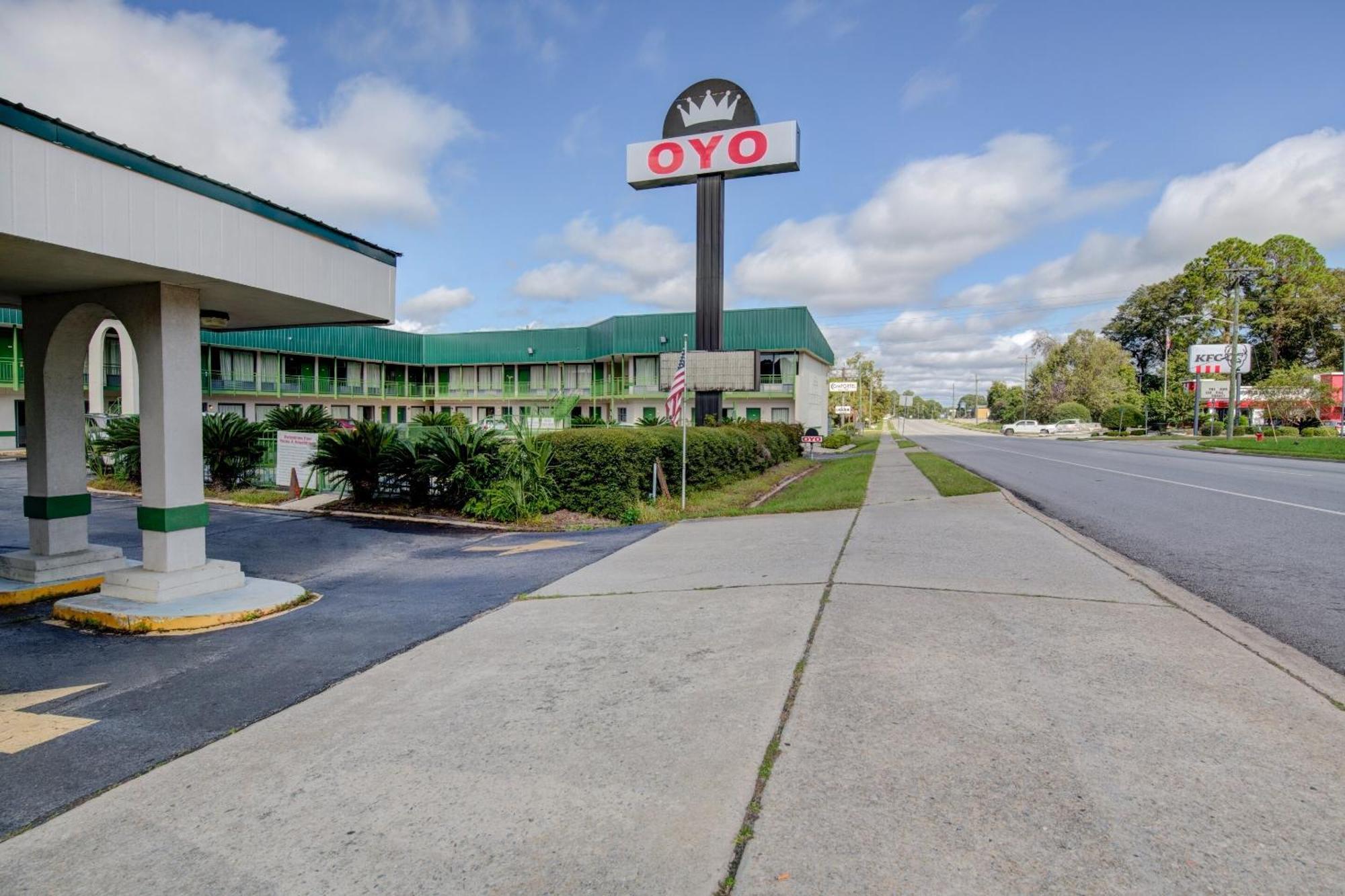 Oyo Hotel Douglas Ga Us-441 Extérieur photo