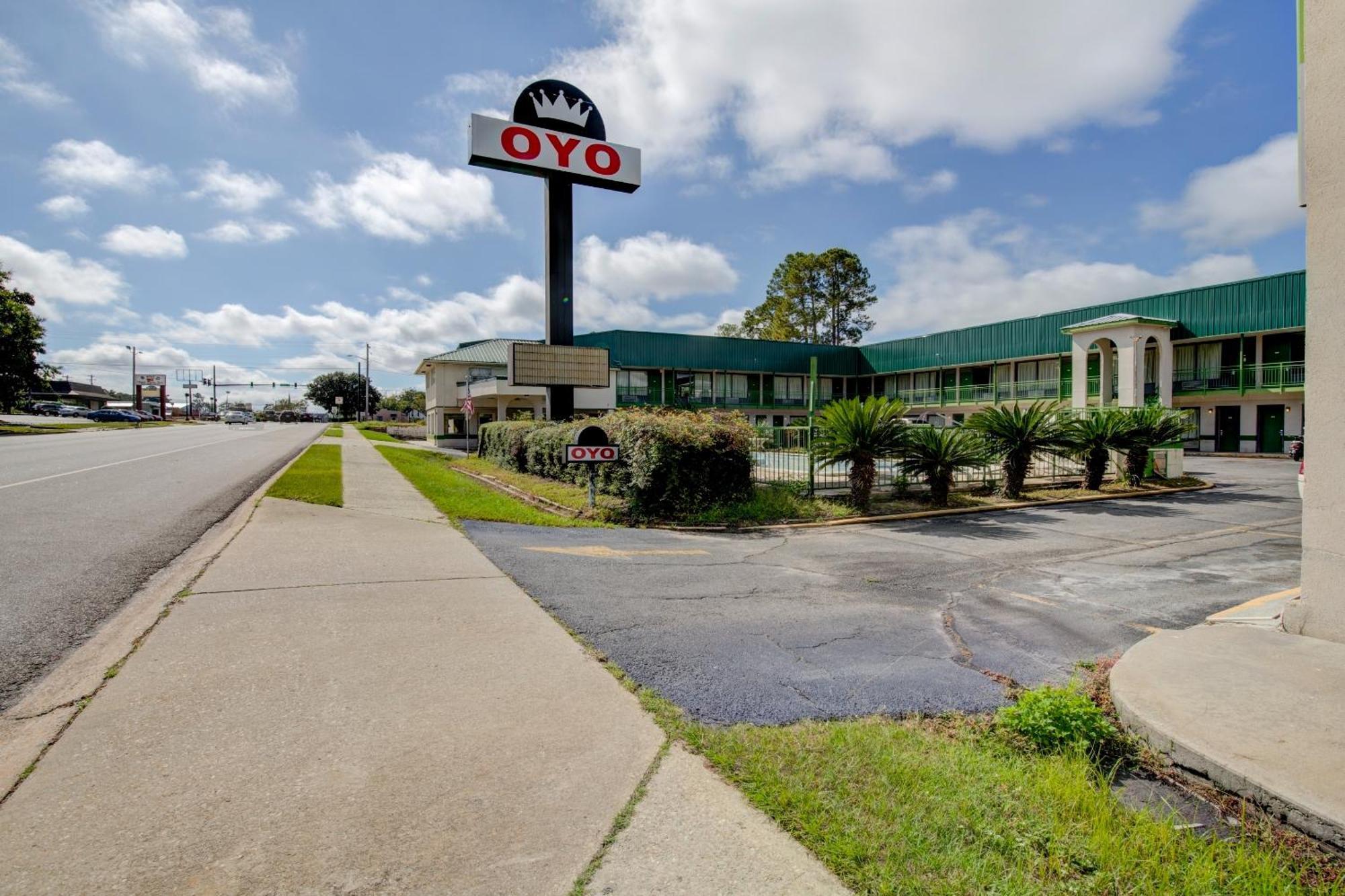 Oyo Hotel Douglas Ga Us-441 Extérieur photo
